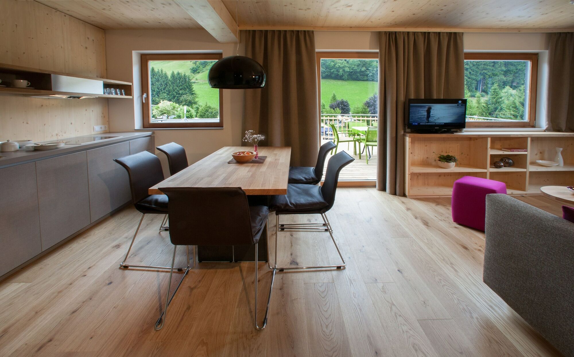 Natürlich Hell. Aparthotel&Camping Fügen Exterior foto